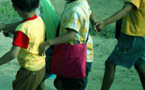 精选四年级小学生作文四篇